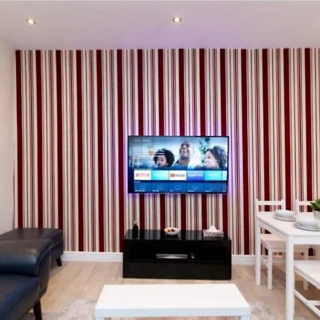 Apartment Dior House